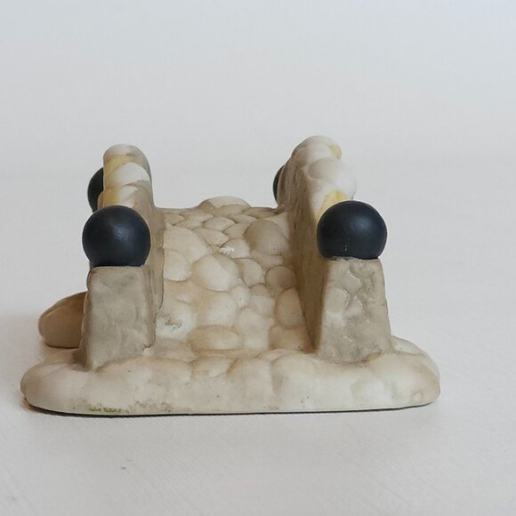 RETRO Cobblestone Bridge for Christmas Village Diorama Scene - Picture 4 of 6